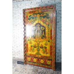 Armoire tibétaine de la résidence du roi Songtsan