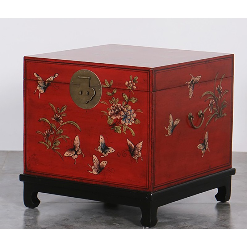 Coffre chinois rouge papillons sur socle