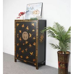 Armoire chinoise au mille papillons