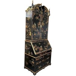Secrétaire scriban chinois laque noire motifs personnages peints