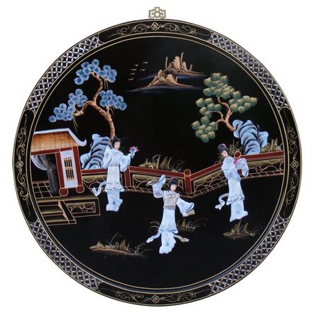 Tableau chinois laque noire incrusté de geishas en nacre