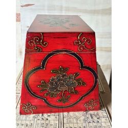 Boîte tibétaine en bois