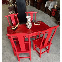 Table de cuisine chinoise et quatre chaises en teck massif