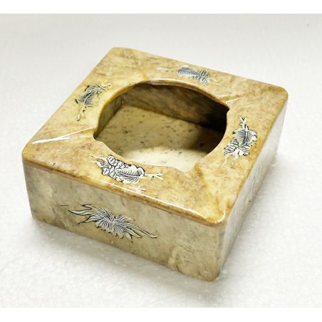 Cendrier en pierre de Danang incrusté de nacre