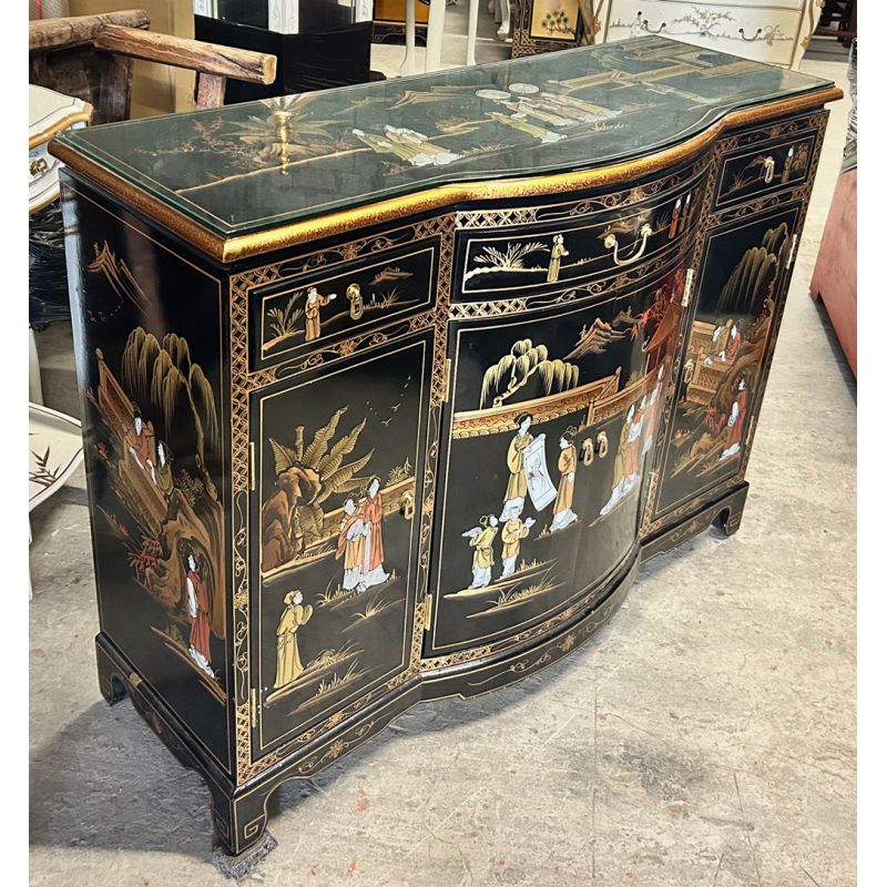 copy ofBuffet Chinois Laque mordorée personnages peints