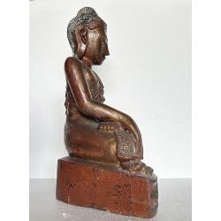 Bouddha birman ancien en bois - Mudra Bhumisparsha