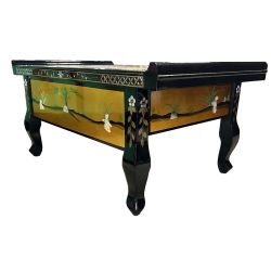 Table de salon laque dorée à la feuille