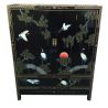 Armoire chinoise portes pliantes laque noire motifs oiseaux grue