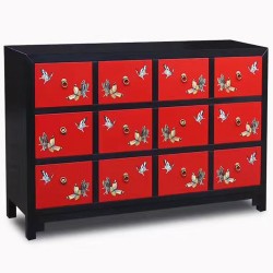Commode chinoise laquée rouge papillons